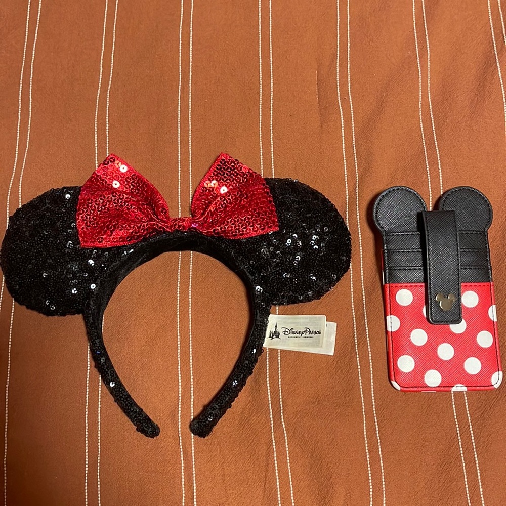 ❤️MINNIE MOUSE SEQUIN EARS & CARD HOLDER ♥️